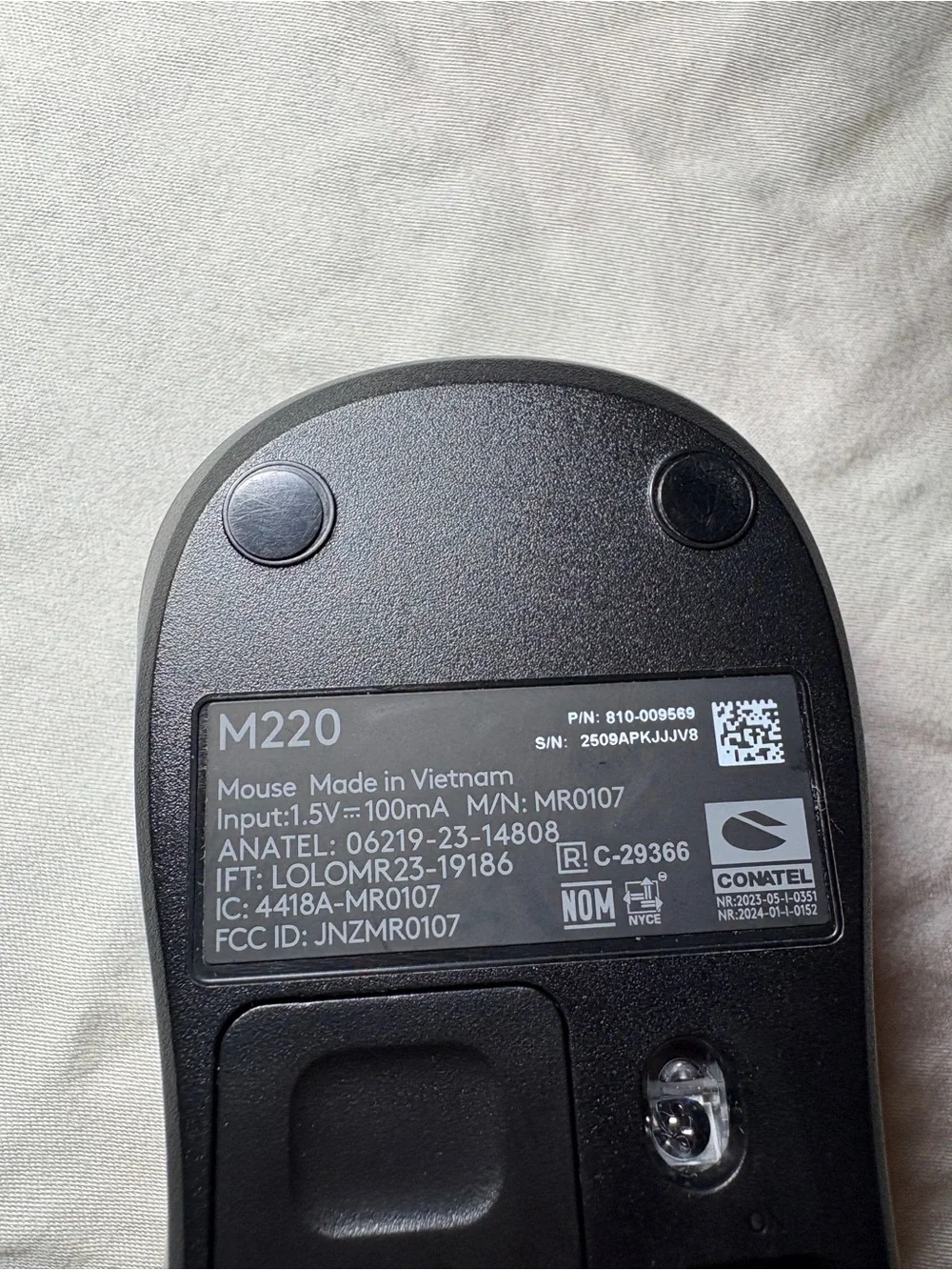 Logitech Black Wireless Mouse - Compact Portable Design
